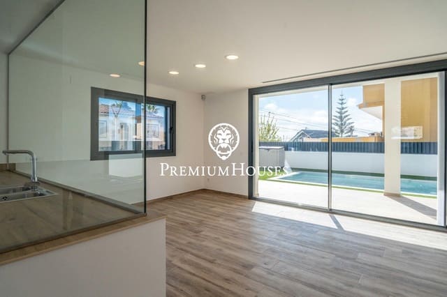 4 Zimmer Villa zu verkaufen in El Vendrell mit Pool - 630.000 € (Ref: 9735818)