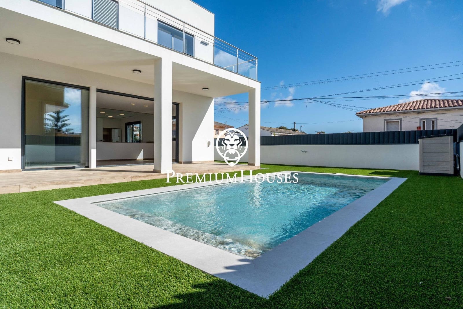 4 Zimmer Villa zu verkaufen in El Vendrell mit Pool - 630.000 € (Ref: 9735818)