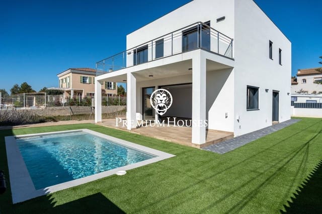 4 Zimmer Villa zu verkaufen in El Vendrell mit Pool - 630.000 € (Ref: 9735818)