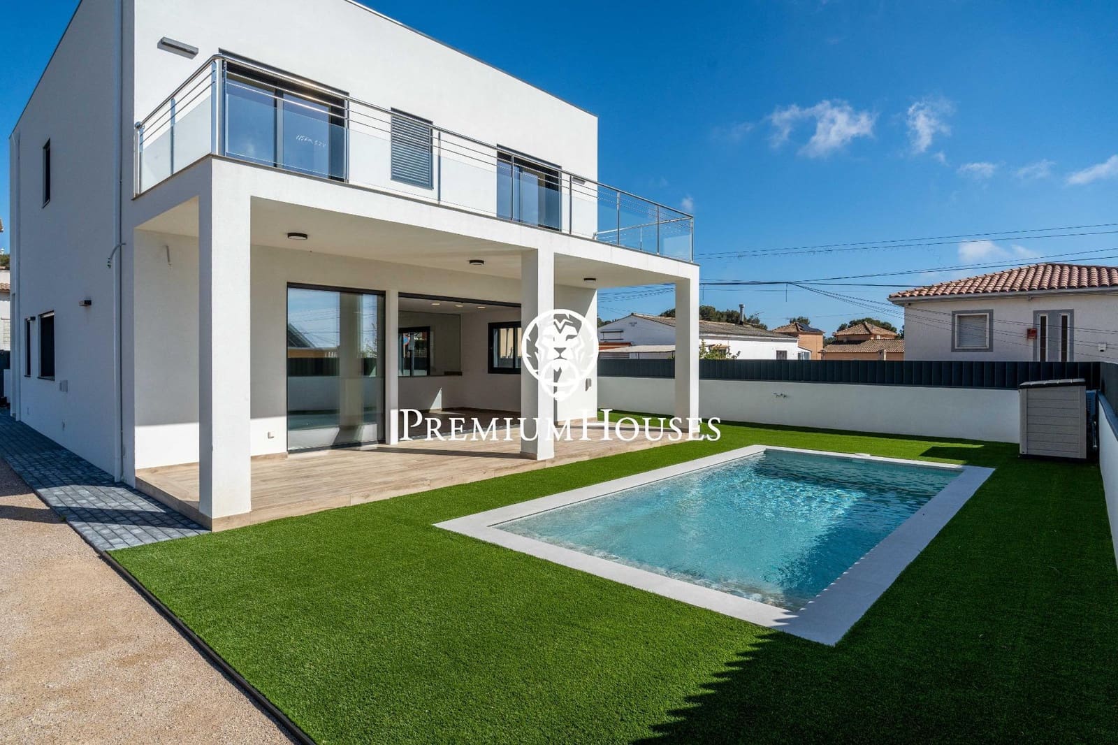 4 Zimmer Villa zu verkaufen in El Vendrell mit Pool - 630.000 € (Ref: 9735818)