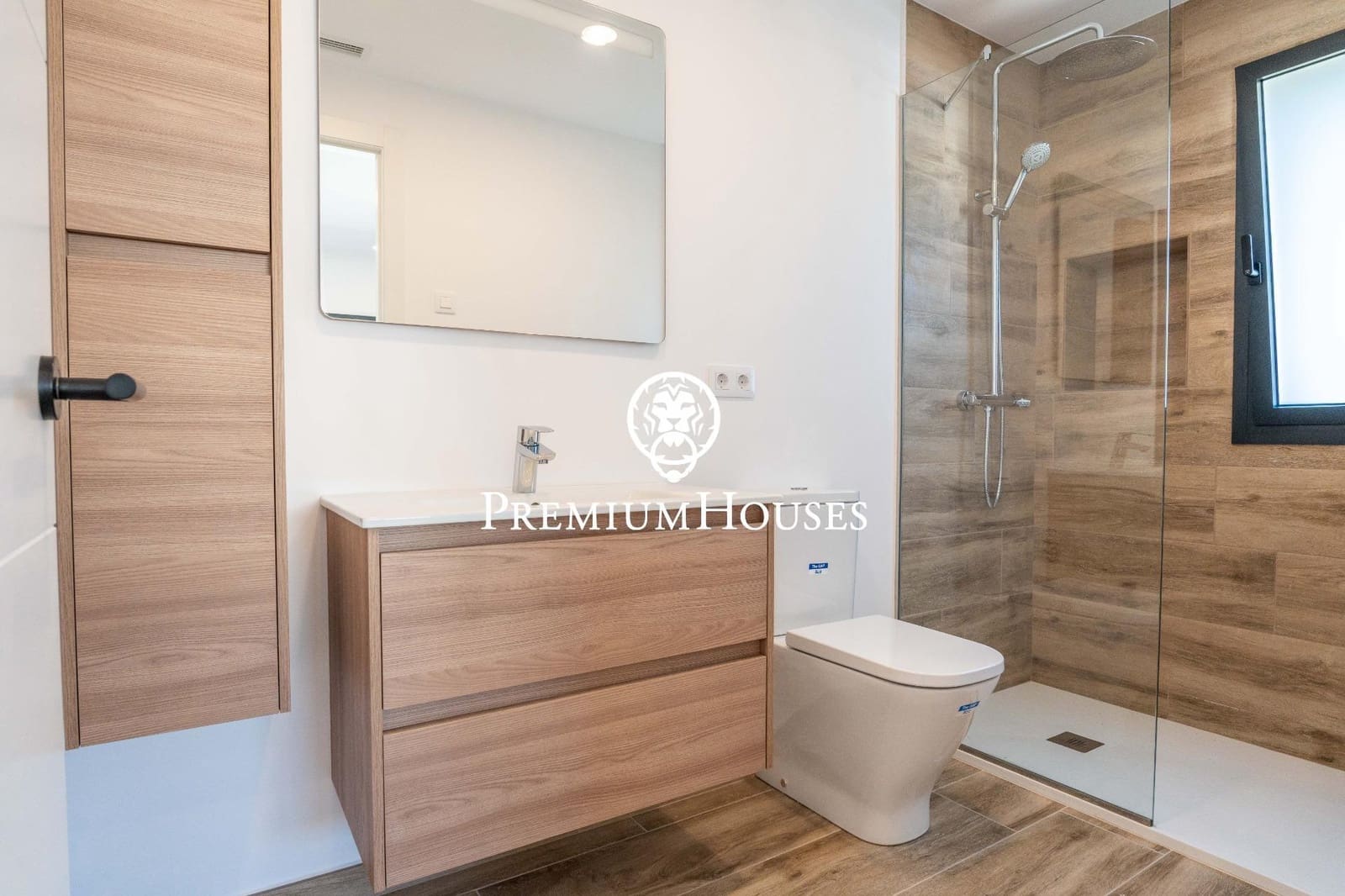 4 Zimmer Villa zu verkaufen in El Vendrell mit Pool - 630.000 € (Ref: 9735818)