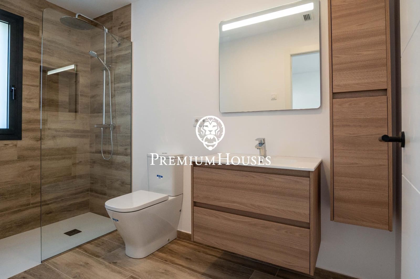 4 Zimmer Villa zu verkaufen in El Vendrell mit Pool - 630.000 € (Ref: 9735818)