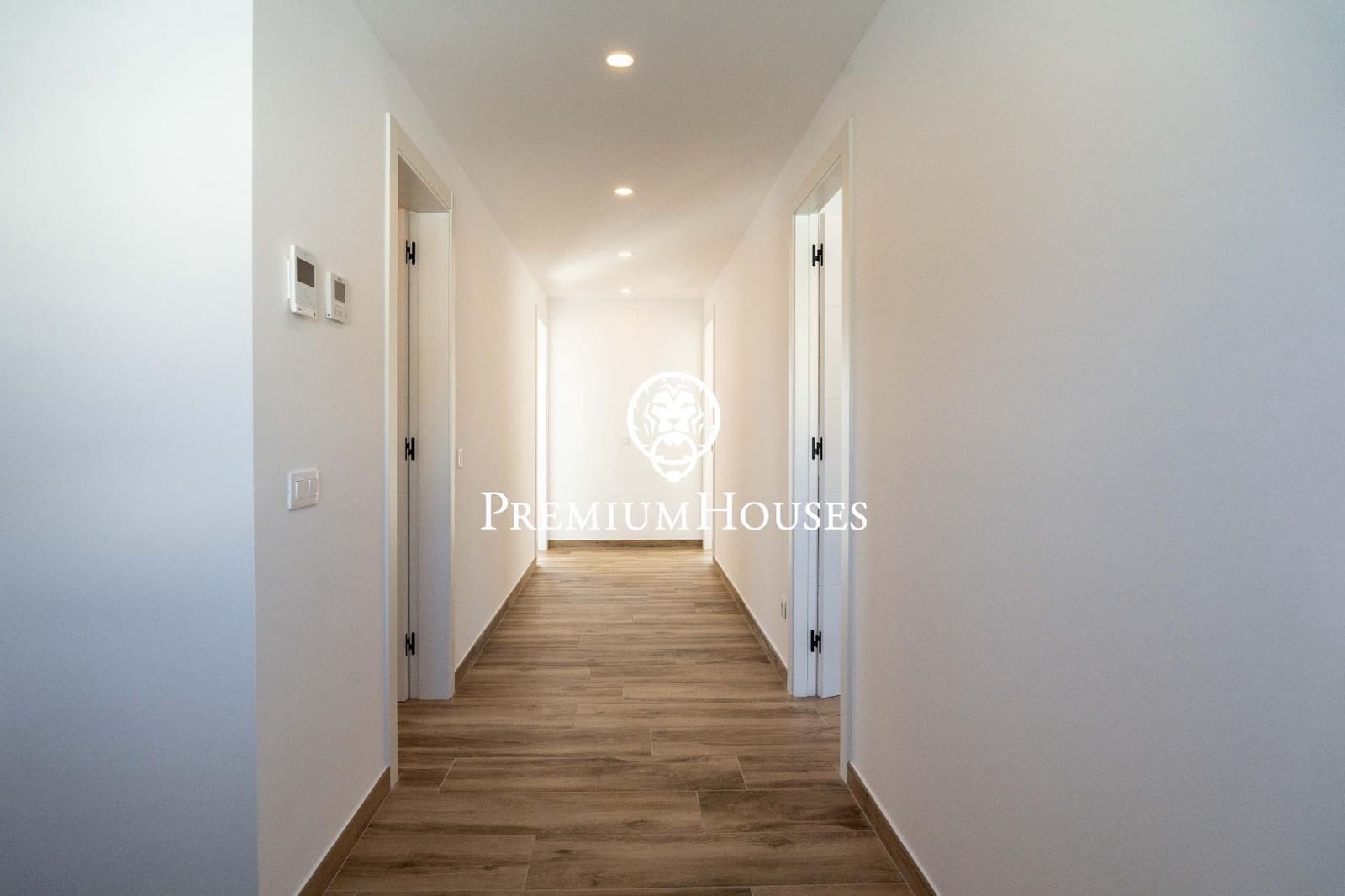 4 Zimmer Villa zu verkaufen in El Vendrell mit Pool - 630.000 € (Ref: 9735818)