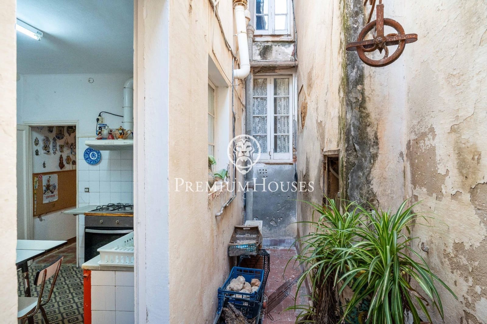 5 soveværelse Villa til salg i Sitges - € 790.000 (Ref: 9739040)