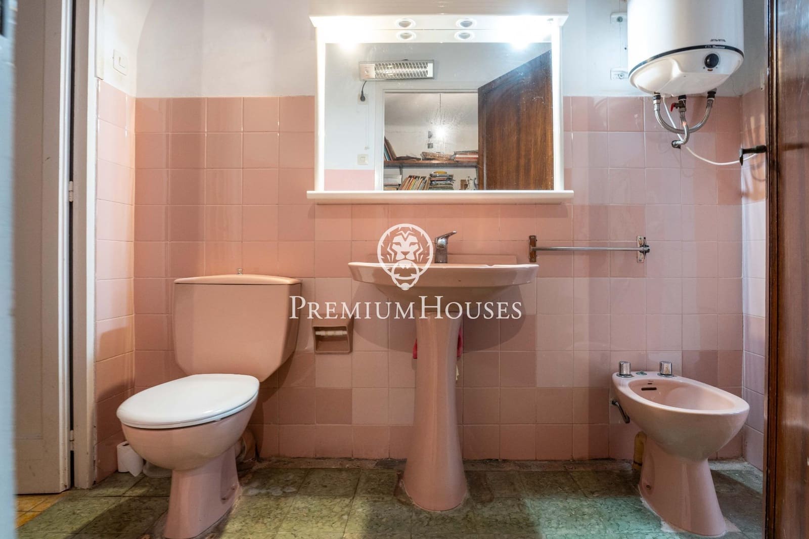 5 soveværelse Villa til salg i Sitges - € 790.000 (Ref: 9739040)