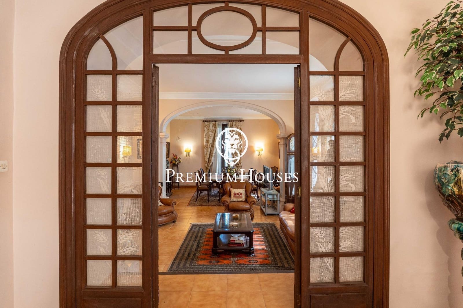 5 bedroom Finca/Country House for sale in Castellet i la Gornal with pool - € 1,400,000 (Ref: 9741910)