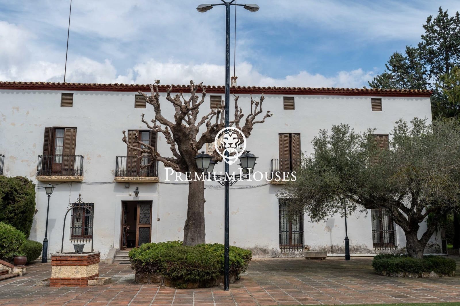 5 bedroom Finca/Country House for sale in Castellet i la Gornal with pool - € 1,400,000 (Ref: 9741910)