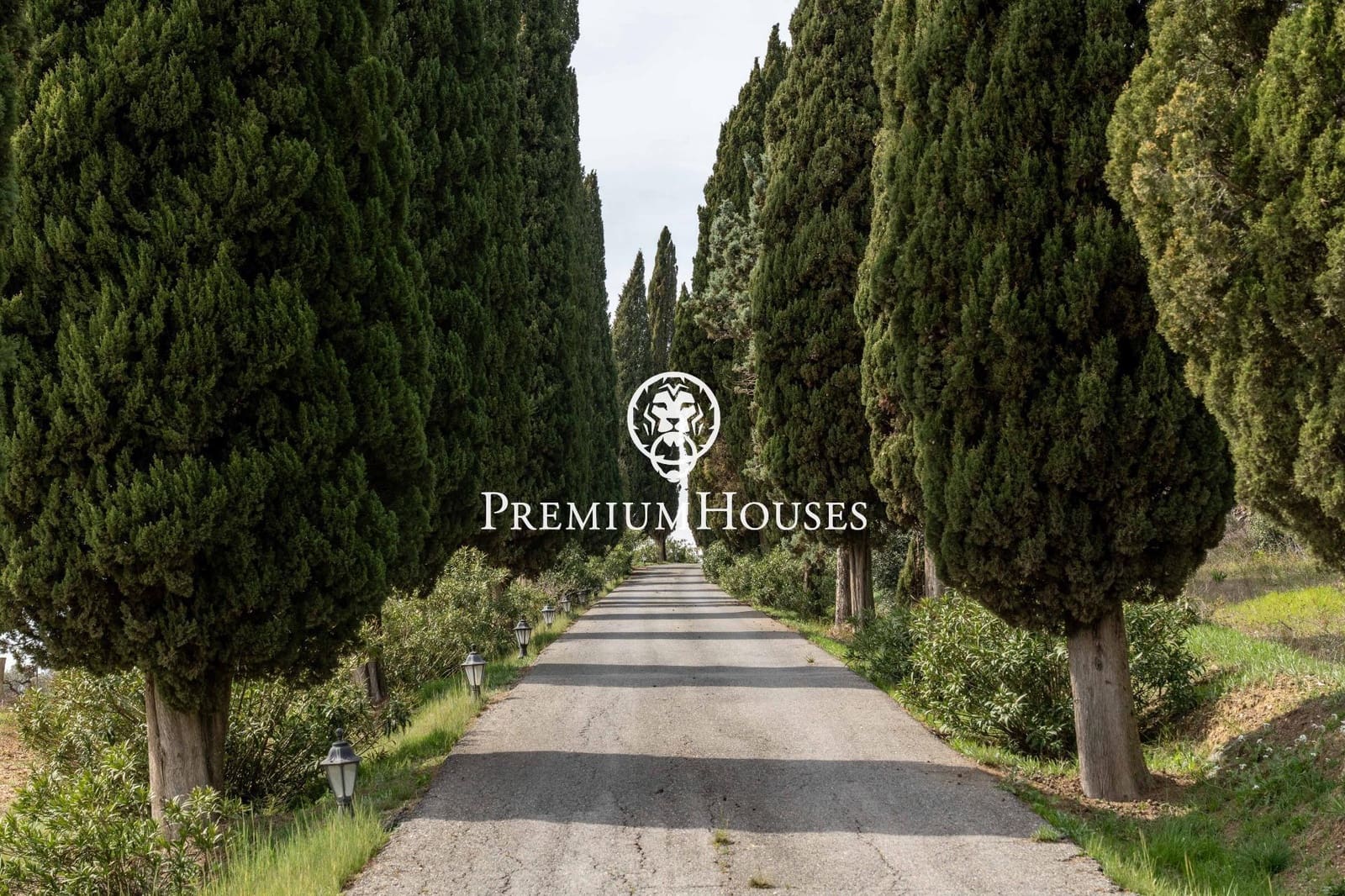 5 bedroom Finca/Country House for sale in Castellet i la Gornal with pool - € 1,400,000 (Ref: 9741910)