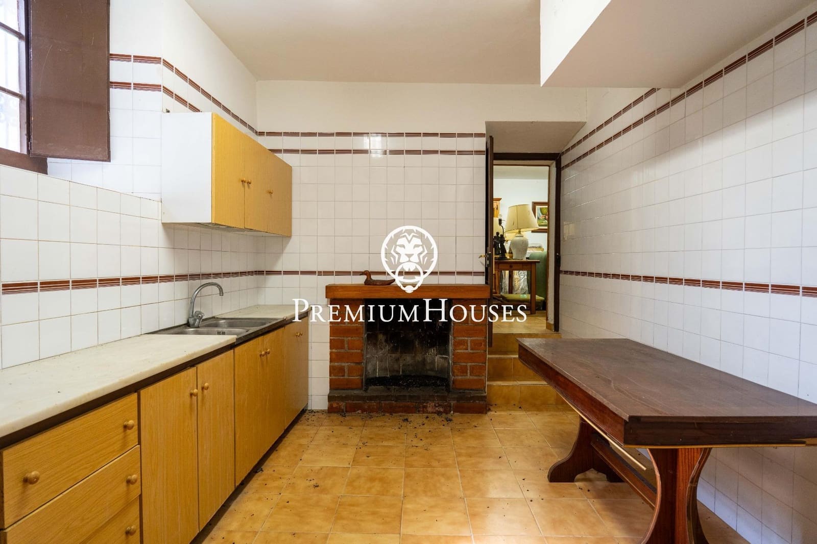 5 bedroom Finca/Country House for sale in Castellet i la Gornal with pool - € 1,400,000 (Ref: 9741910)