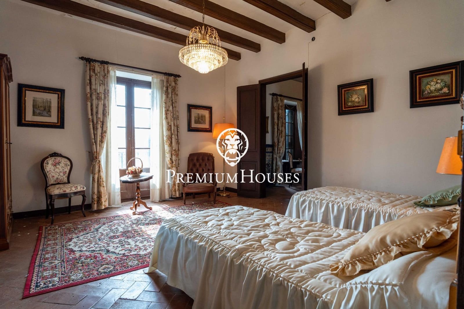 5 bedroom Finca/Country House for sale in Castellet i la Gornal with pool - € 1,400,000 (Ref: 9741910)