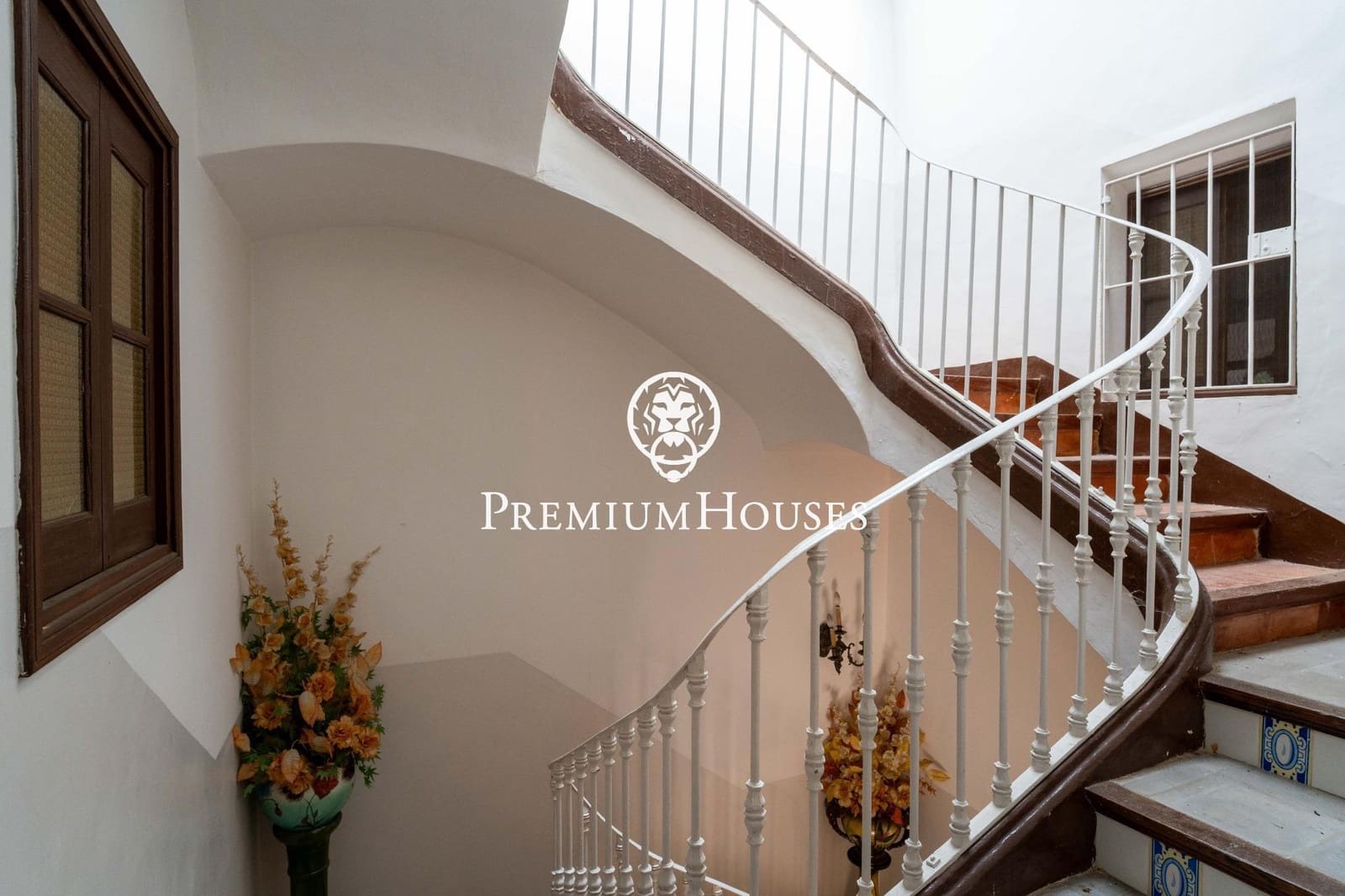 5 bedroom Finca/Country House for sale in Castellet i la Gornal with pool - € 1,400,000 (Ref: 9741910)