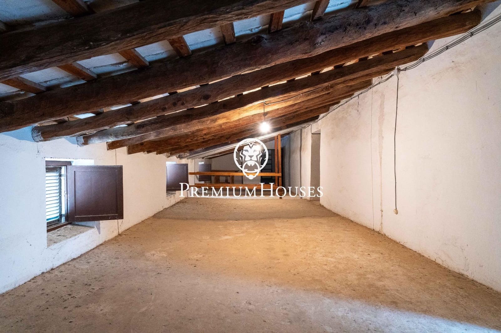 5 bedroom Finca/Country House for sale in Castellet i la Gornal with pool - € 1,400,000 (Ref: 9741910)