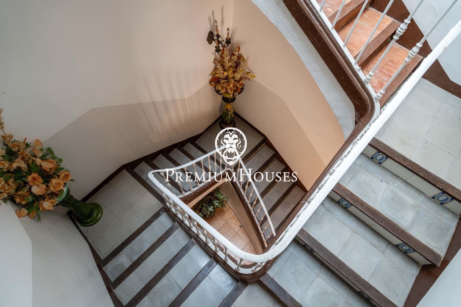 5 bedroom Finca/Country House for sale in Castellet i la Gornal with pool - € 1,400,000 (Ref: 9741910)