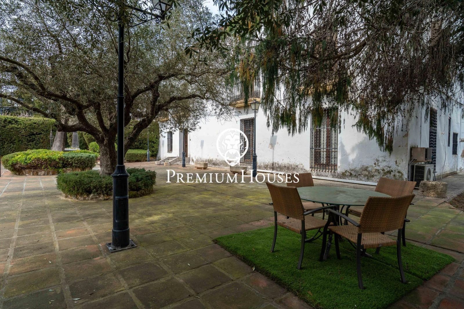 5 bedroom Finca/Country House for sale in Castellet i la Gornal with pool - € 1,400,000 (Ref: 9741910)