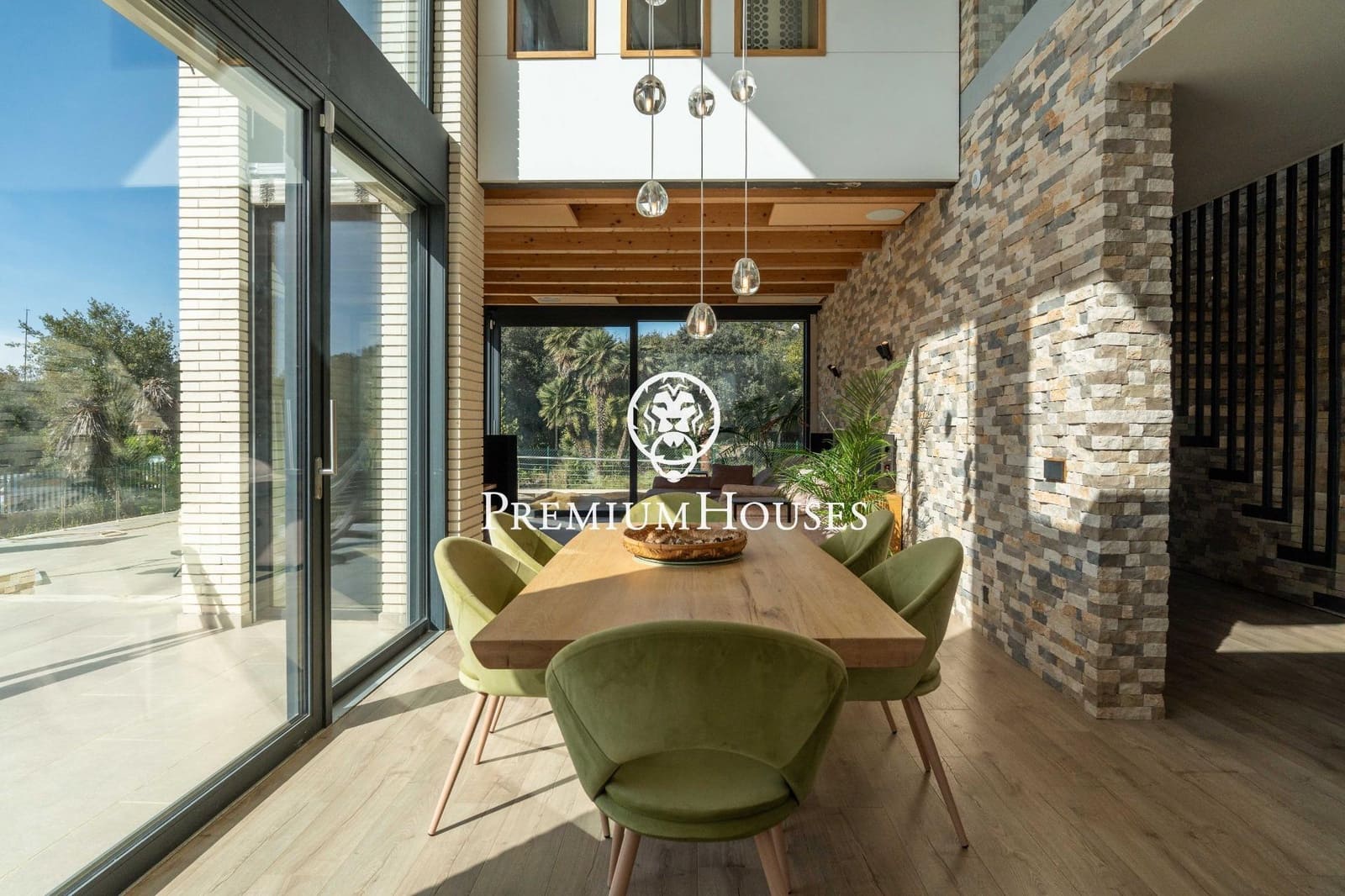 6 sypialnia Willa na sprzedaż w Begues z basenem garażem - 1 350 000 € (Ref: 9762167)