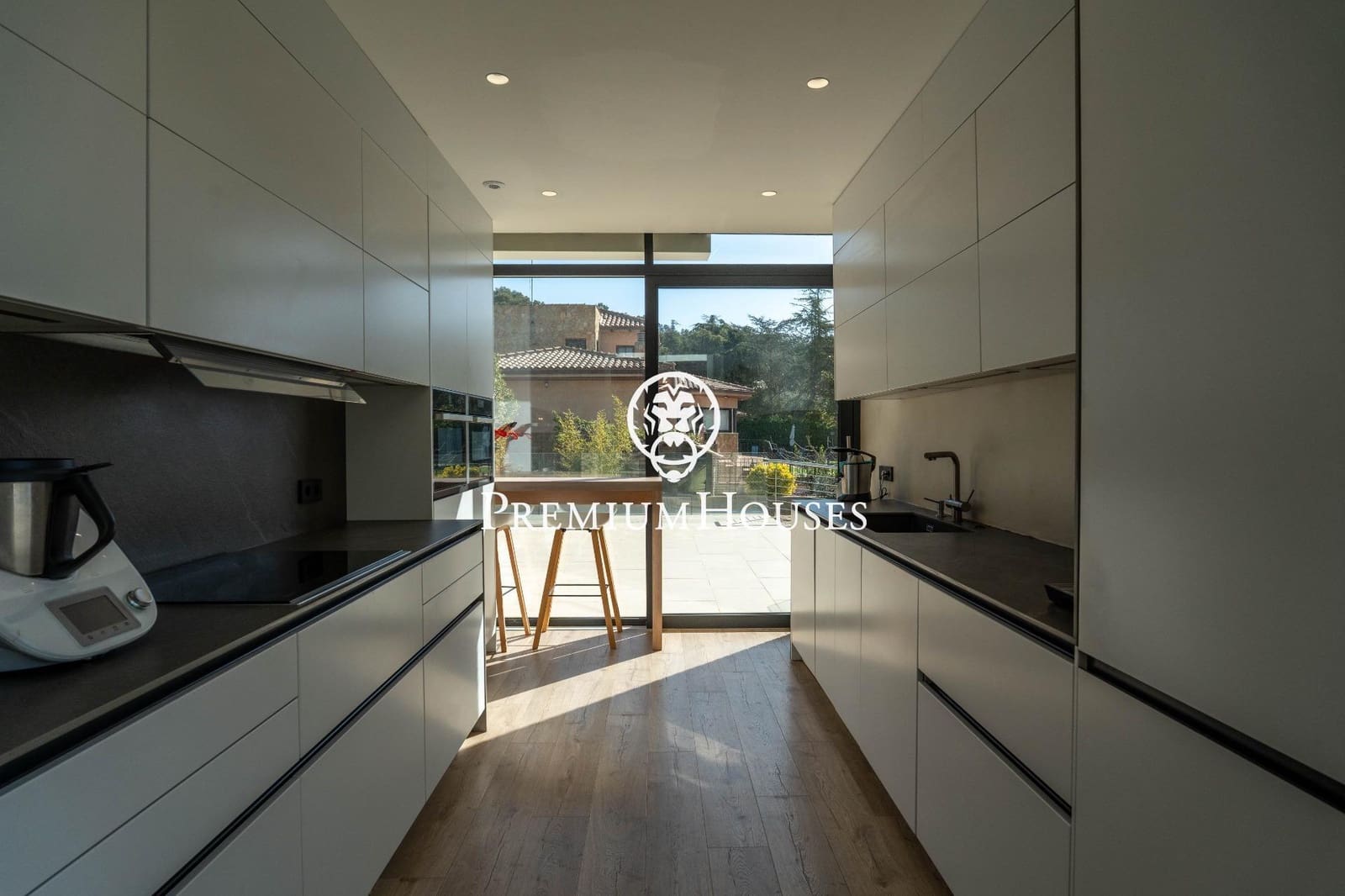 6 sypialnia Willa na sprzedaż w Begues z basenem garażem - 1 350 000 € (Ref: 9762167)