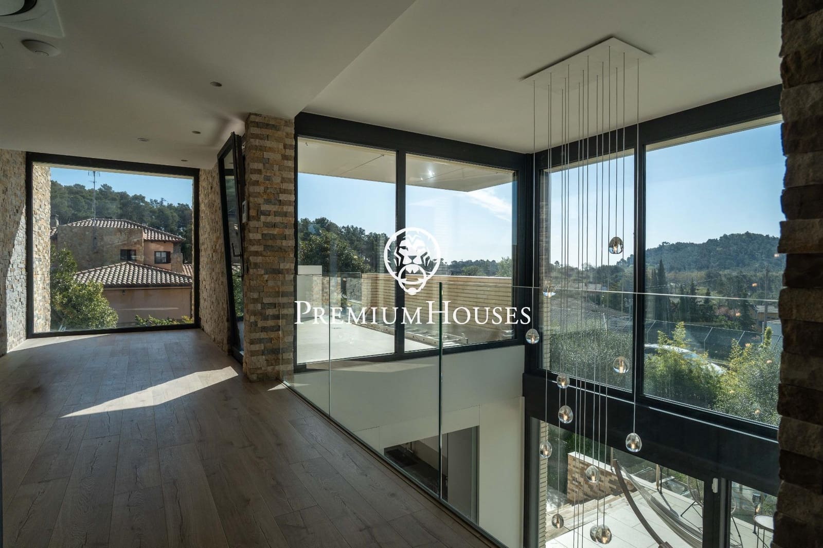 6 sypialnia Willa na sprzedaż w Begues z basenem garażem - 1 350 000 € (Ref: 9762167)