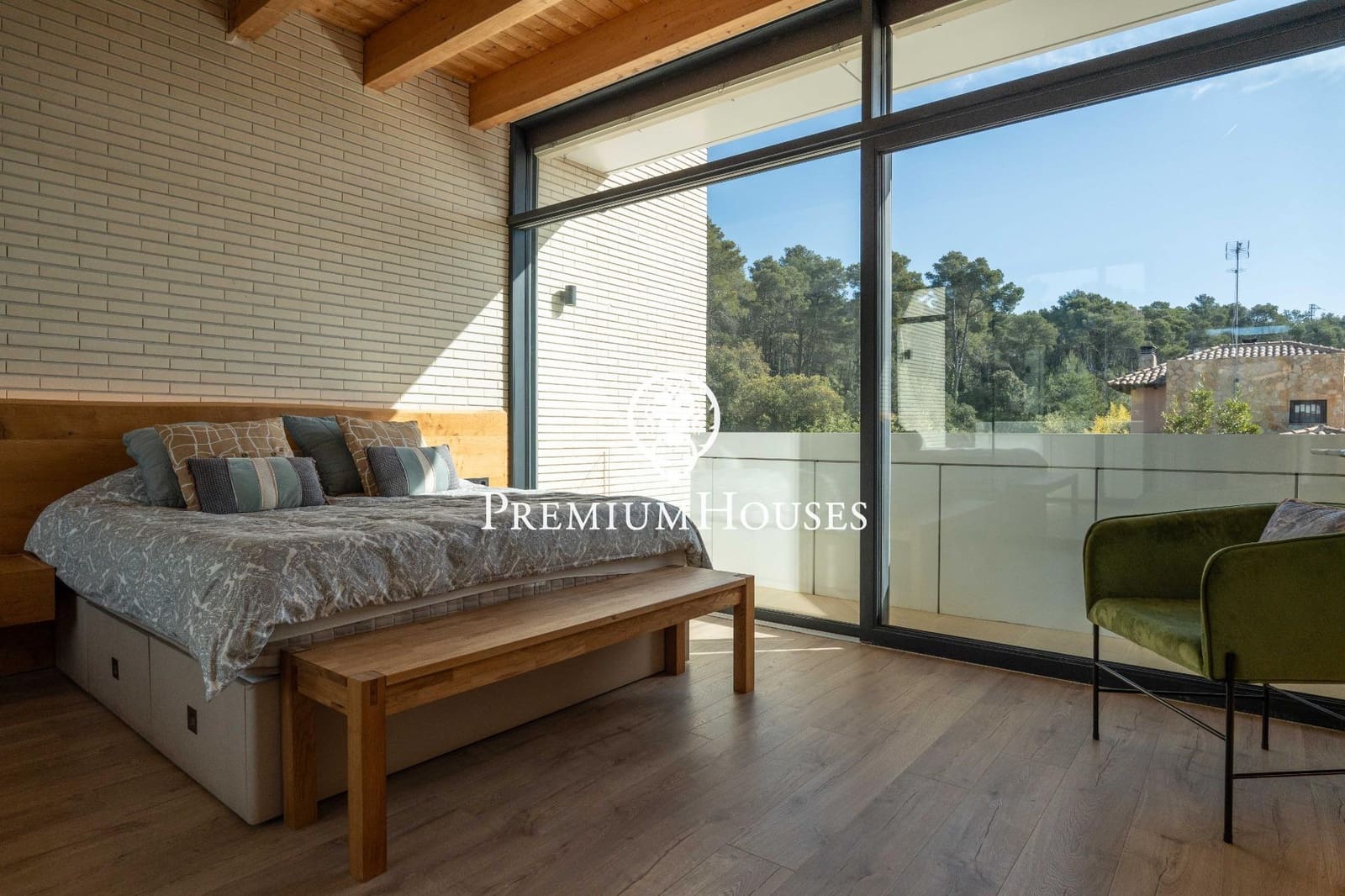 6 sypialnia Willa na sprzedaż w Begues z basenem garażem - 1 350 000 € (Ref: 9762167)