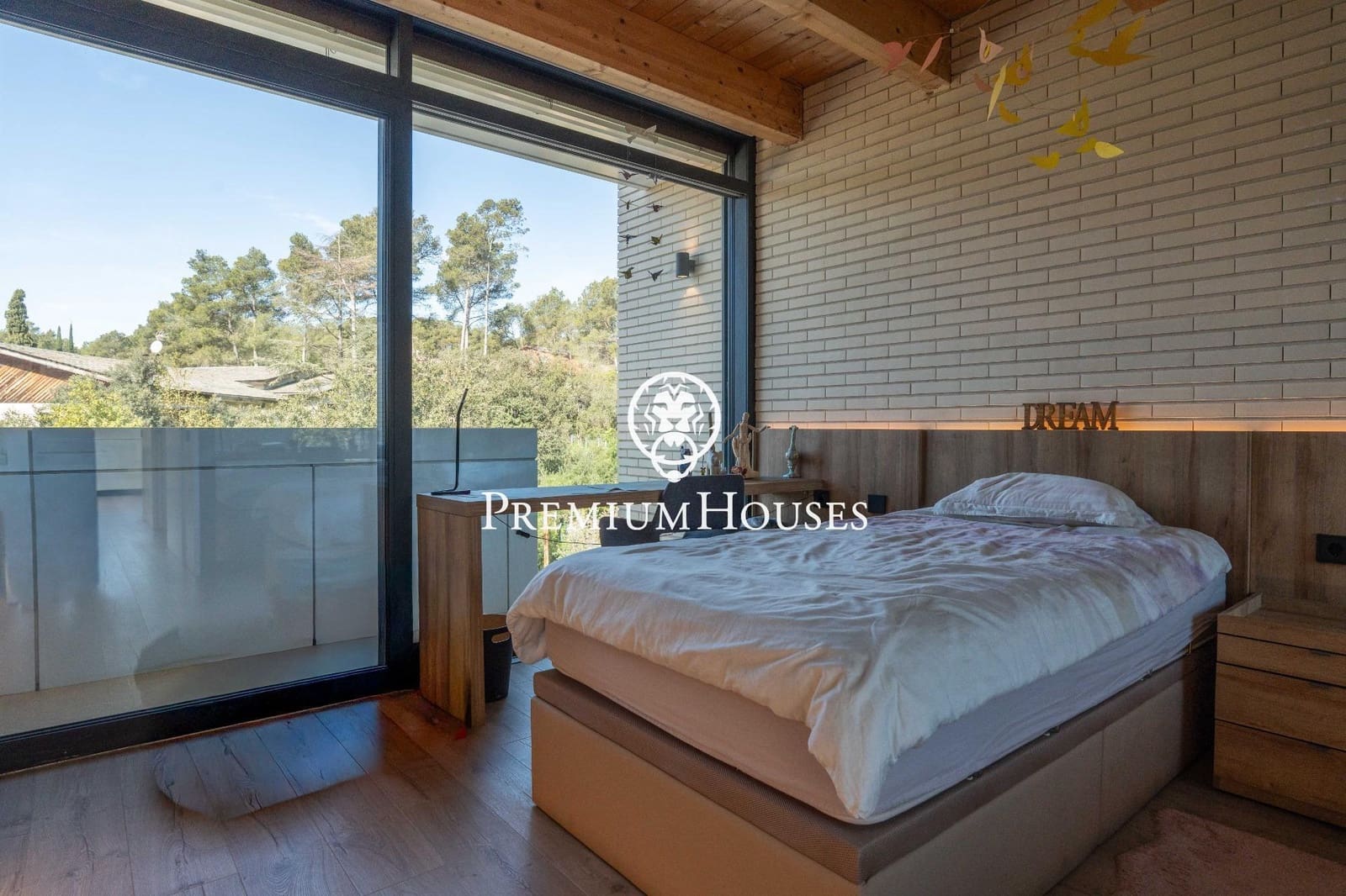 6 sypialnia Willa na sprzedaż w Begues z basenem garażem - 1 350 000 € (Ref: 9762167)