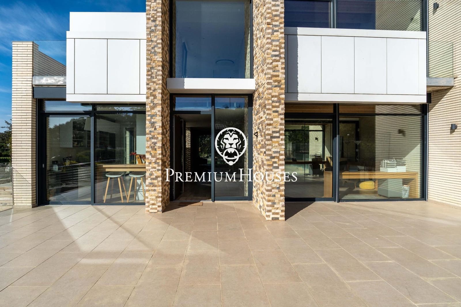 6 sypialnia Willa na sprzedaż w Begues z basenem garażem - 1 350 000 € (Ref: 9762167)