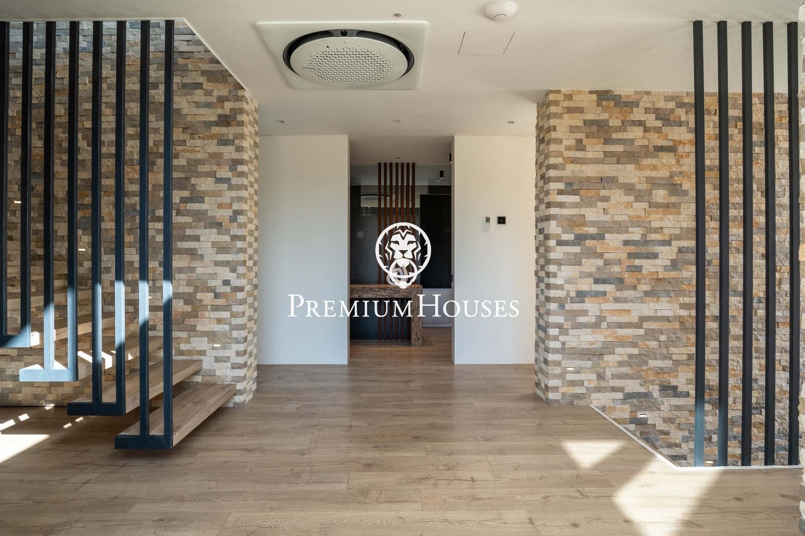 6 sypialnia Willa na sprzedaż w Begues z basenem garażem - 1 350 000 € (Ref: 9762167)