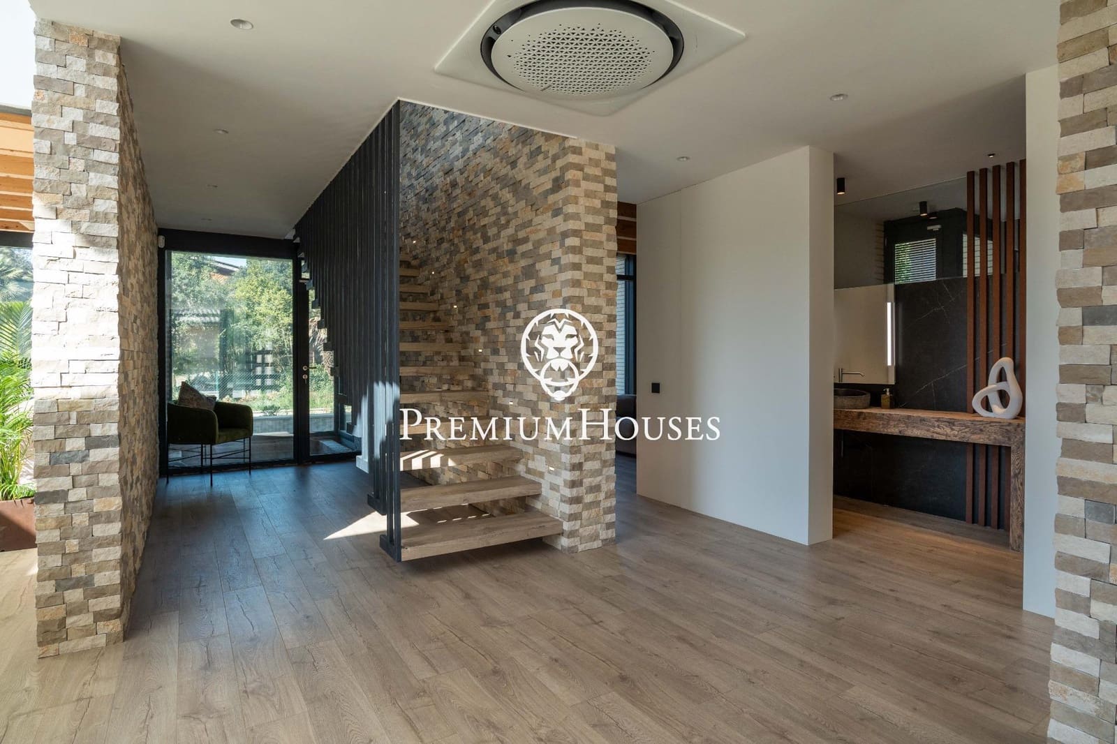 6 sypialnia Willa na sprzedaż w Begues z basenem garażem - 1 350 000 € (Ref: 9762167)