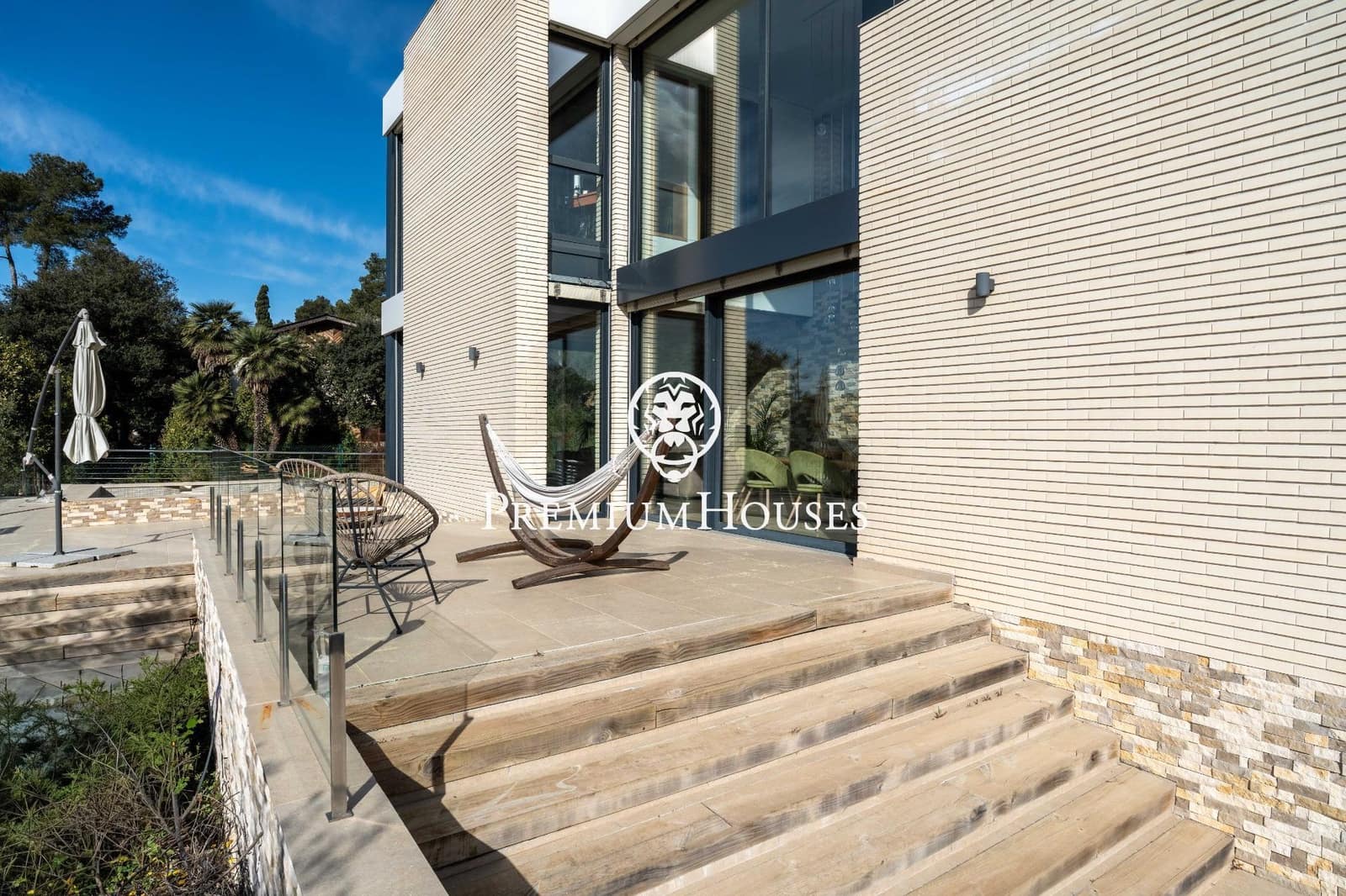 6 sypialnia Willa na sprzedaż w Begues z basenem garażem - 1 350 000 € (Ref: 9762167)