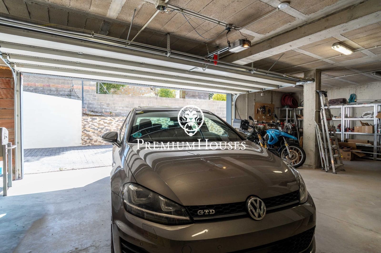 6 sypialnia Willa na sprzedaż w Begues z basenem garażem - 1 350 000 € (Ref: 9762167)