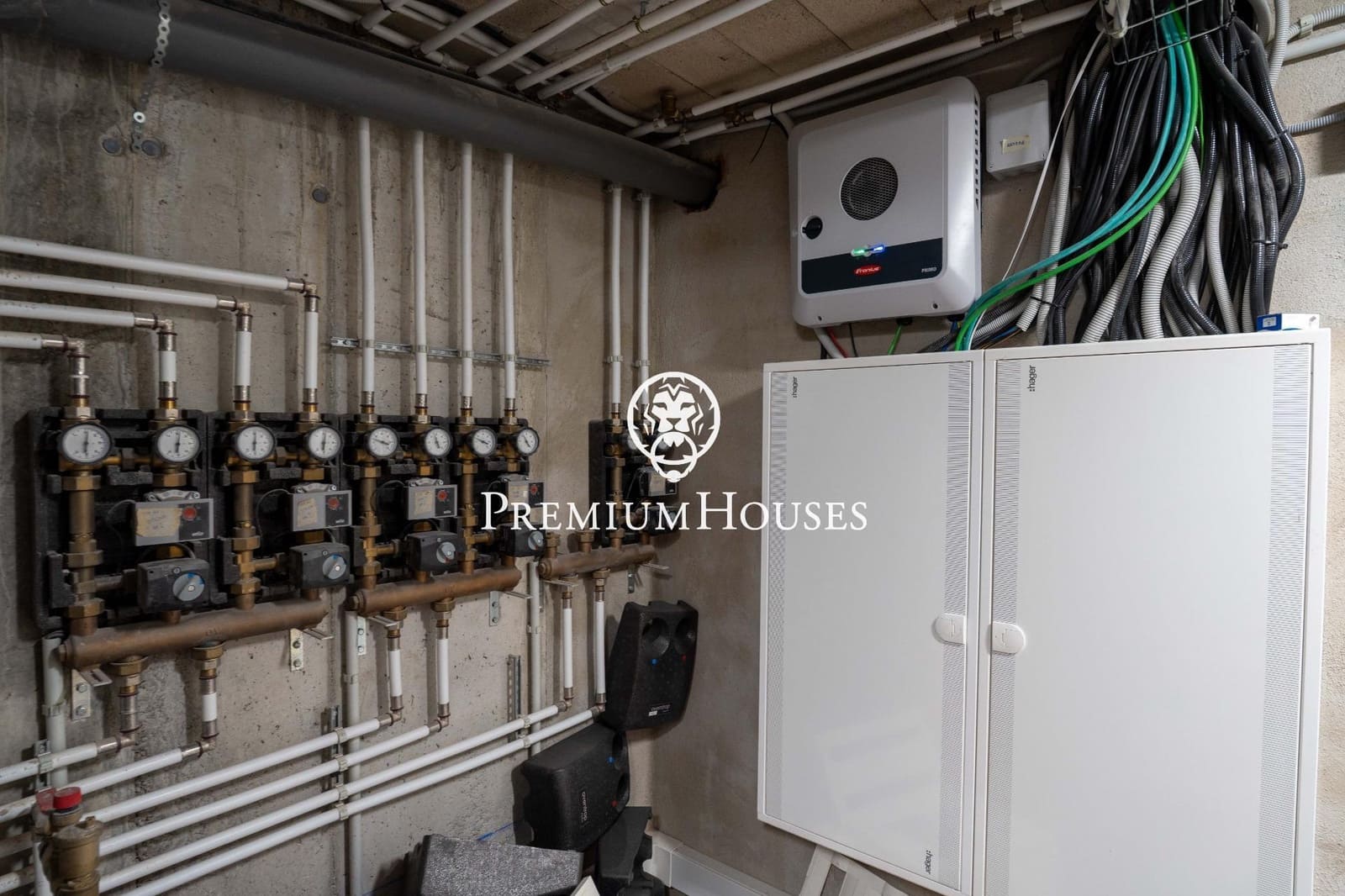 6 sypialnia Willa na sprzedaż w Begues z basenem garażem - 1 350 000 € (Ref: 9762167)