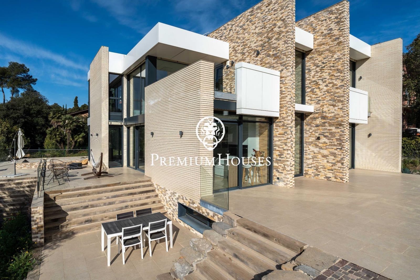 6 sypialnia Willa na sprzedaż w Begues z basenem garażem - 1 350 000 € (Ref: 9762167)