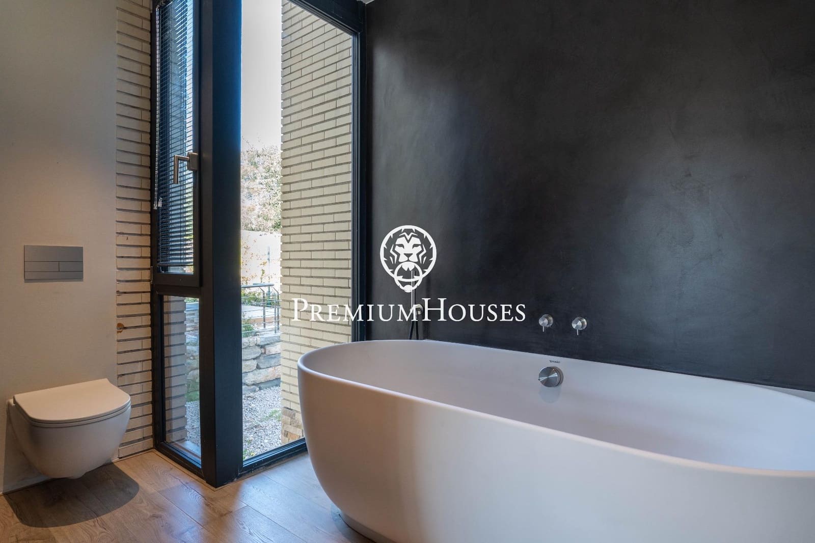 6 sypialnia Willa na sprzedaż w Begues z basenem garażem - 1 350 000 € (Ref: 9762167)