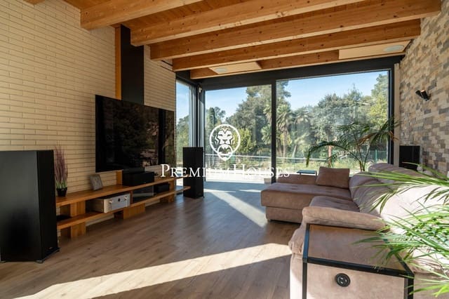 6 makuuhuone Huvila myytävänä paikassa Begues mukana uima-altaan 
autotalli - 1 350 000 € (Ref: 9762167)