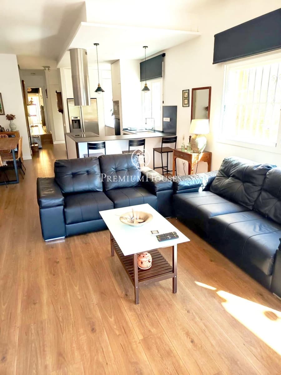 4 chambre Villa/Maison Semi-Mitoyenne à vendre à Sitges avec piscine - 875 000 € (Ref: 9762168)