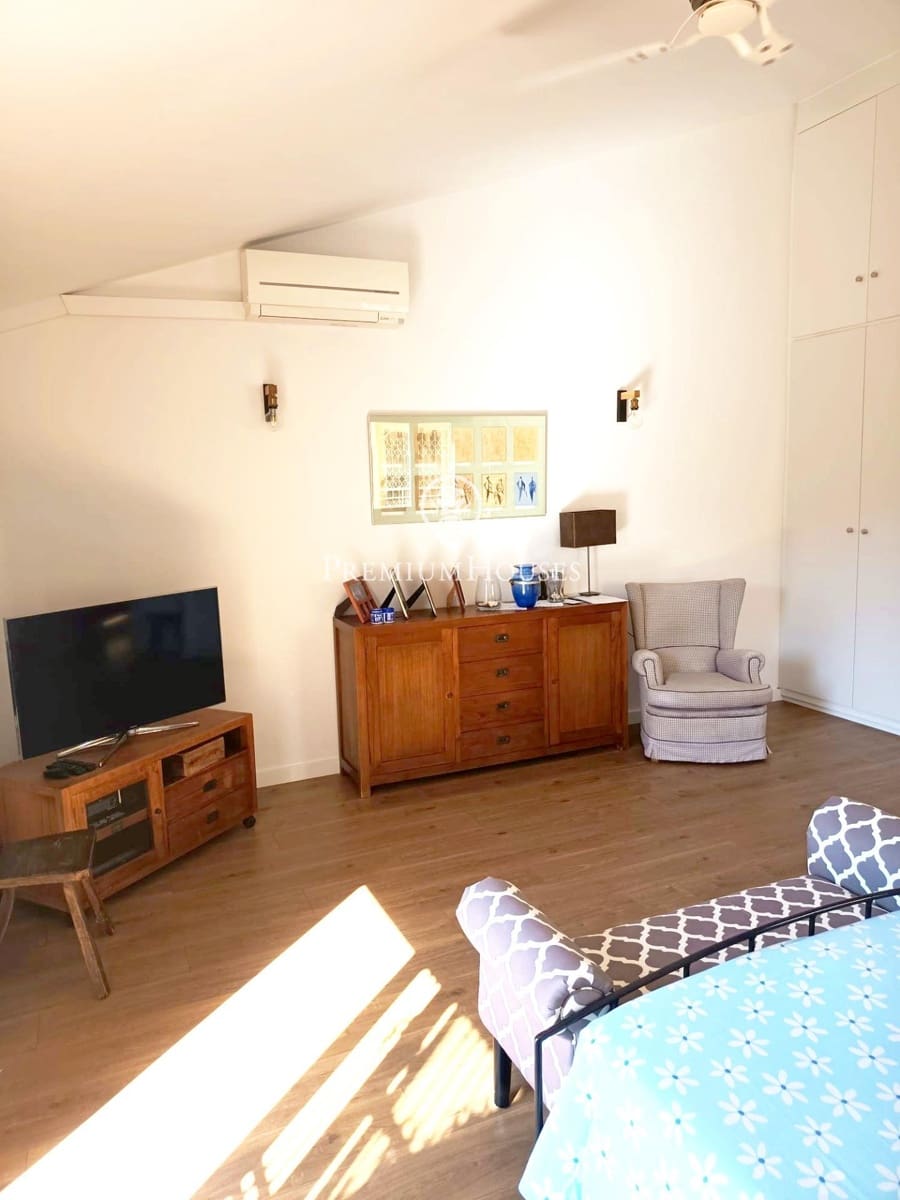 4 chambre Villa/Maison Semi-Mitoyenne à vendre à Sitges avec piscine - 875 000 € (Ref: 9762168)