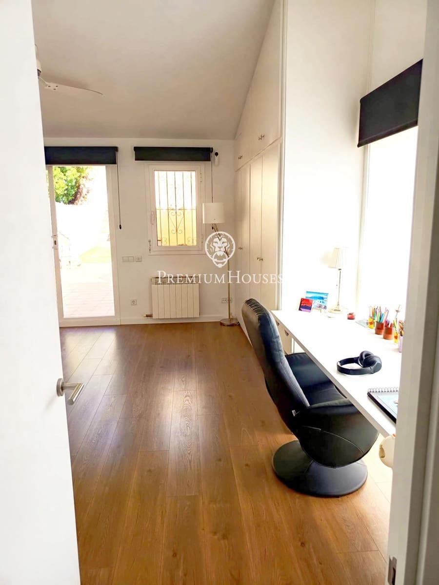 4 chambre Villa/Maison Semi-Mitoyenne à vendre à Sitges avec piscine - 875 000 € (Ref: 9762168)