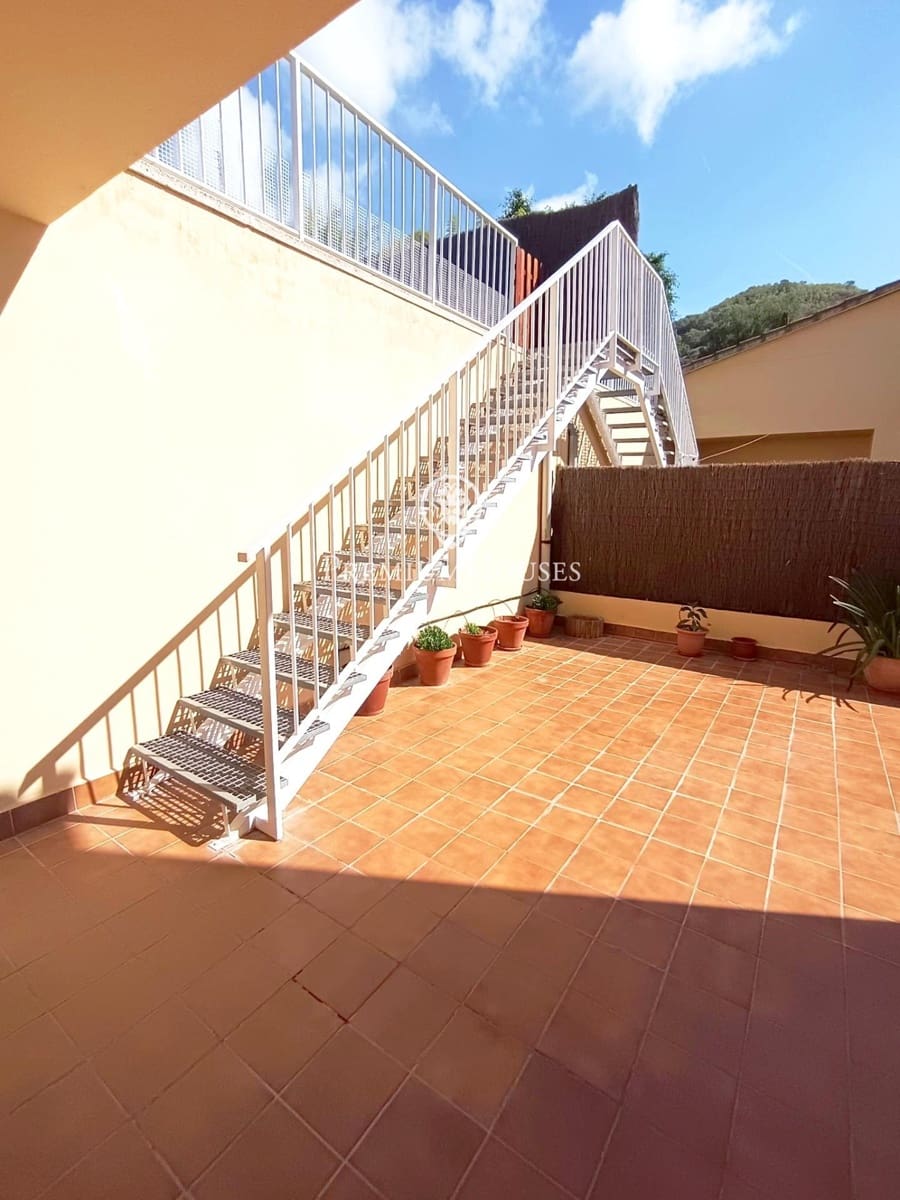 4 chambre Villa/Maison Semi-Mitoyenne à vendre à Sitges avec piscine - 875 000 € (Ref: 9762168)