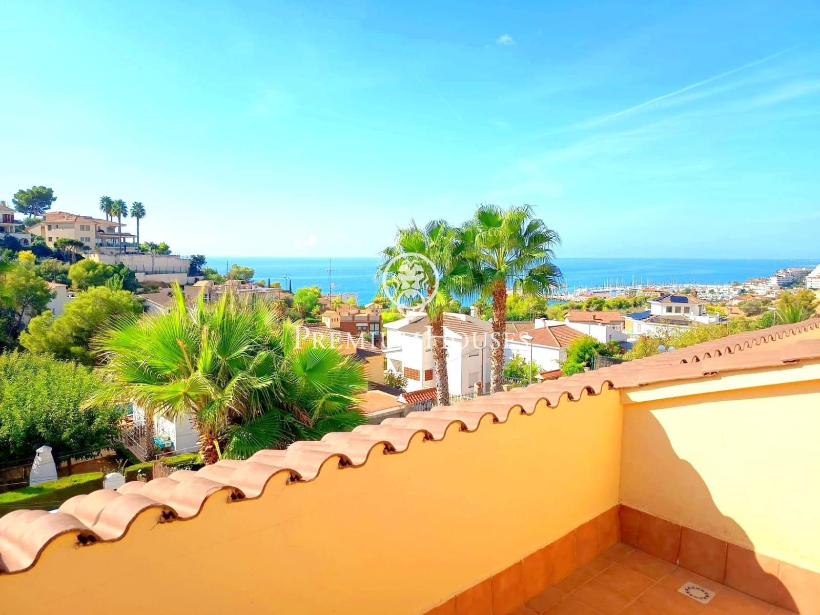 4 chambre Villa/Maison Semi-Mitoyenne à vendre à Sitges avec piscine - 875 000 € (Ref: 9762168)