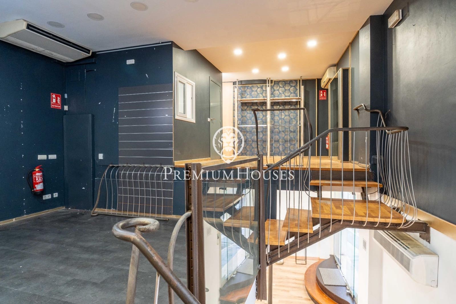 Erhverv til salg i Sitges - € 200.000 (Ref: 9770831)