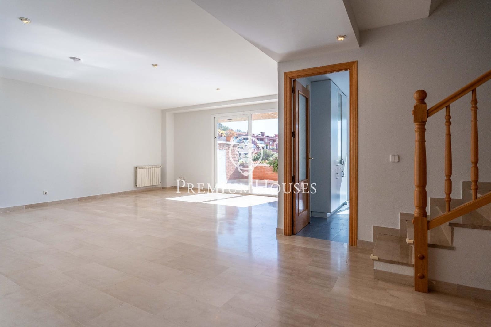 Apartamento de 3 habitaciones en Les Botigues de Sitges en venta con piscina - 799.000 € (Ref: 9788573)