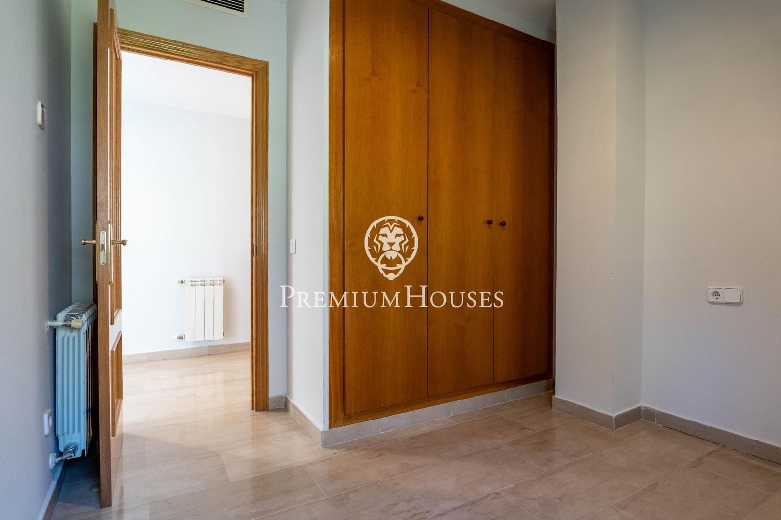 Apartamento de 3 habitaciones en Les Botigues de Sitges en venta con piscina - 799.000 € (Ref: 9788573)