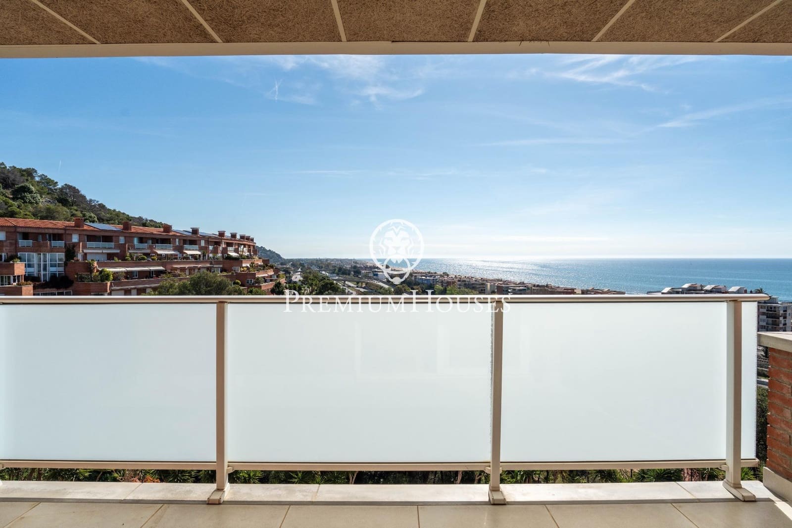 Apartamento de 3 habitaciones en Les Botigues de Sitges en venta con piscina - 799.000 € (Ref: 9788573)