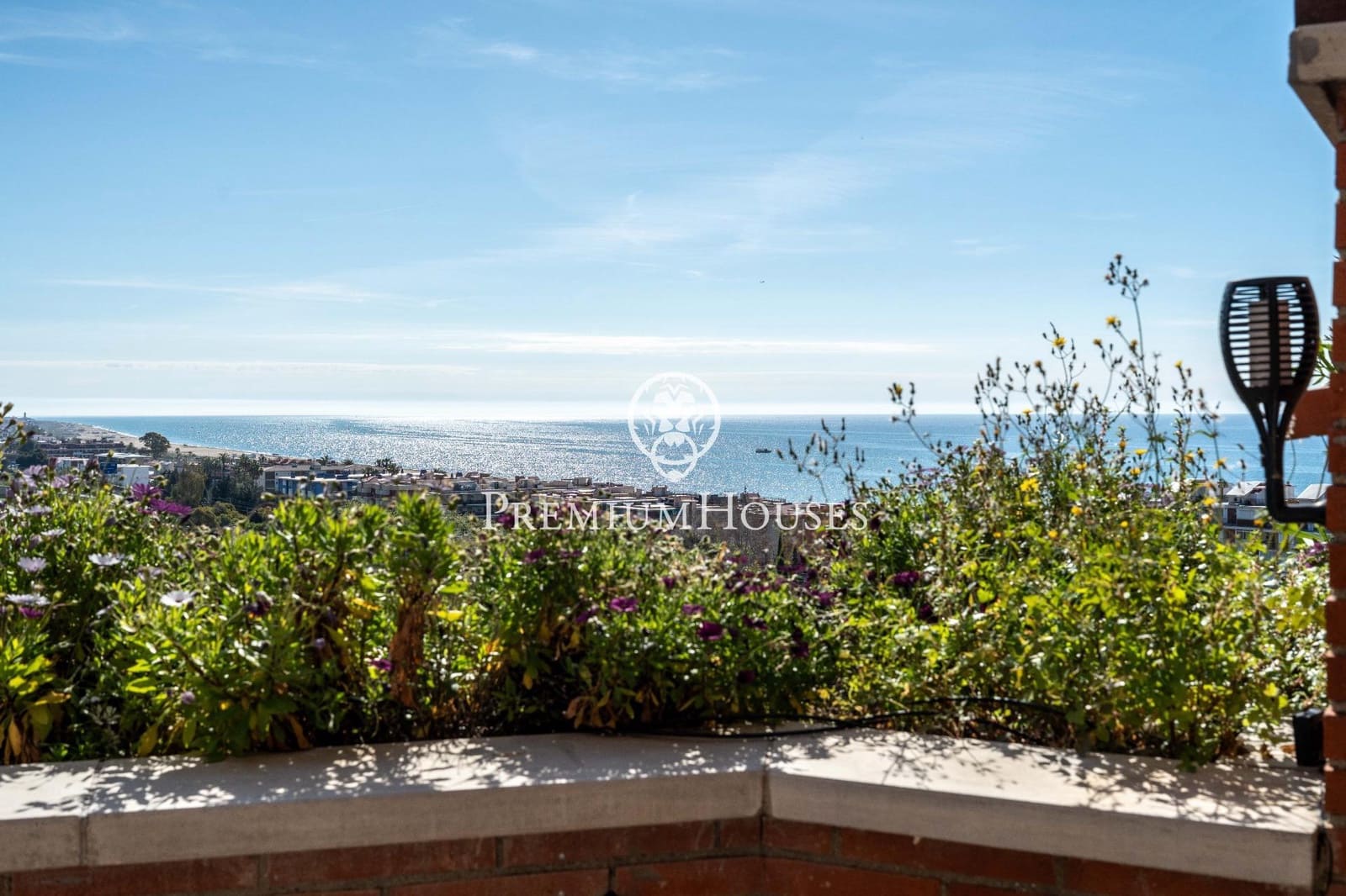 Apartamento de 3 habitaciones en Les Botigues de Sitges en venta con piscina - 799.000 € (Ref: 9788573)