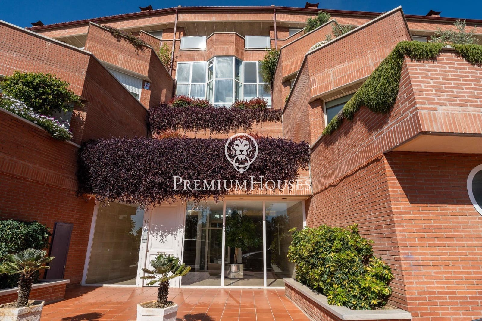 Apartamento de 3 habitaciones en Les Botigues de Sitges en venta con piscina - 799.000 € (Ref: 9788573)