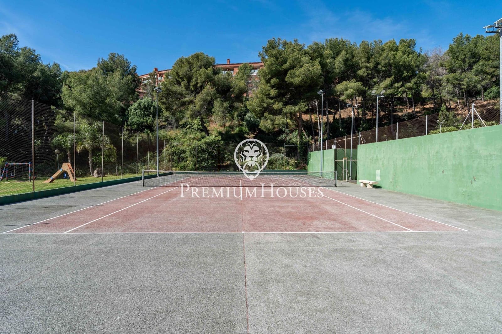 4 soverom Penthouse til salgs i Les Botigues de Sitges med svømmebasseng - € 799 000 (Ref: 9788573)