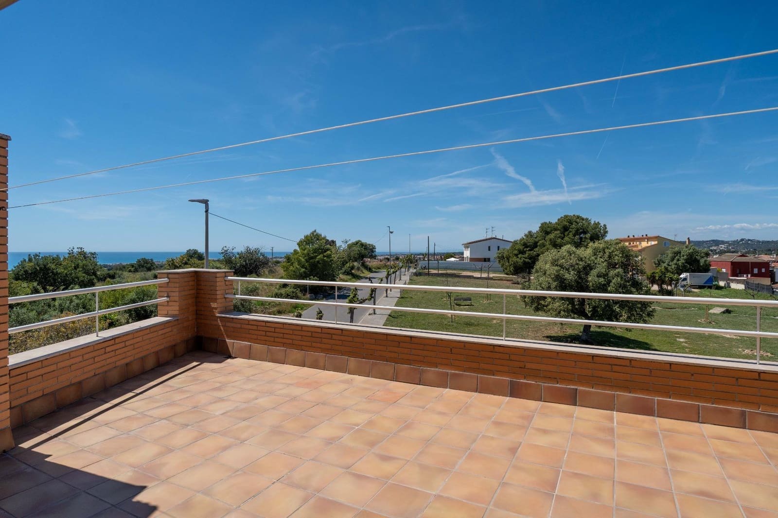 3 soveværelse Rækkehus til salg i Vilanova i la Geltru med swimmingpool garage - € 519.000 (Ref: 9791273)