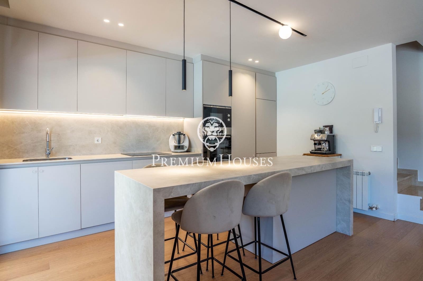 3 bedroom Terraced Villa for sale in Vilanova i la Geltru with pool garage - € 519,000 (Ref: 9791273)