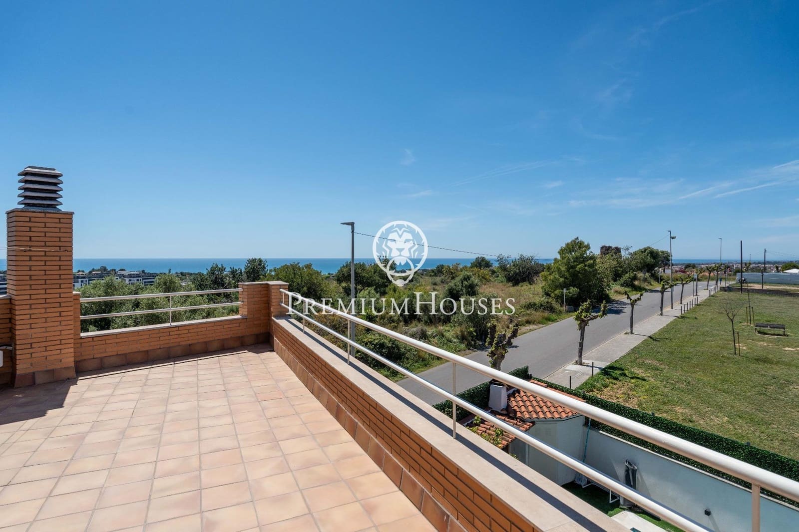 3 bedroom Terraced Villa for sale in Vilanova i la Geltru with pool garage - € 519,000 (Ref: 9791273)