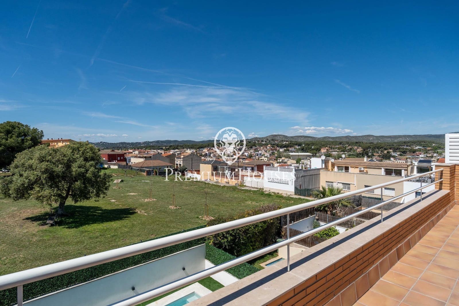 3 bedroom Terraced Villa for sale in Vilanova i la Geltru with pool garage - € 519,000 (Ref: 9791273)