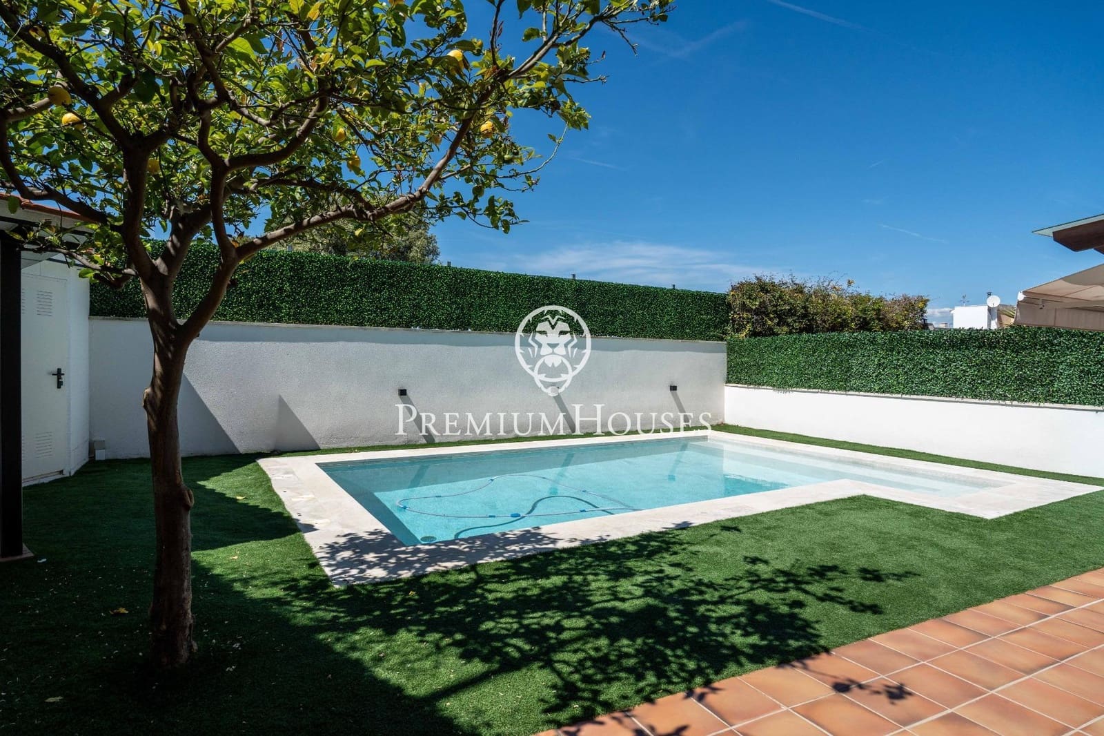 3 bedroom Terraced Villa for sale in Vilanova i la Geltru with pool garage - € 519,000 (Ref: 9791273)