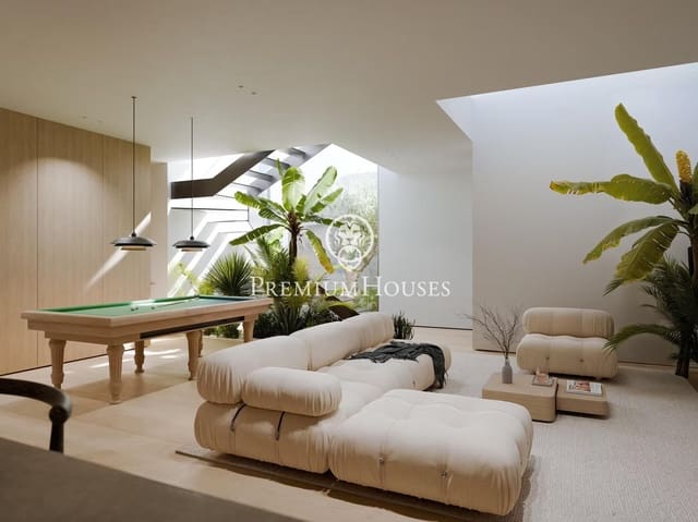 5 bedroom Villa for sale in Sitges with pool garage - € 2,709,000 (Ref: 9794909)